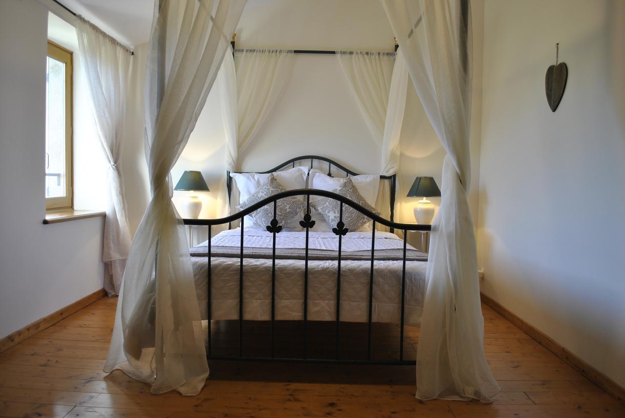 La Grange Fleurie Hotell Tramayes Exteriör bild